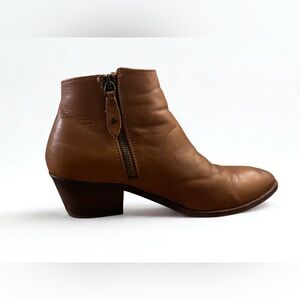 Thursday Boot Co. Downtown Leather Ankle Boots Cognac – Women’s